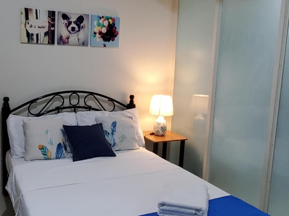 Jen'S Paranaque City Apartment Manila Bagian luar foto