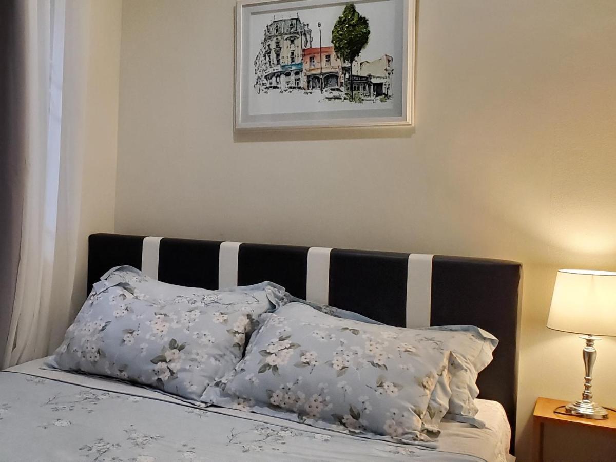 Jen'S Paranaque City Apartment Manila Bagian luar foto